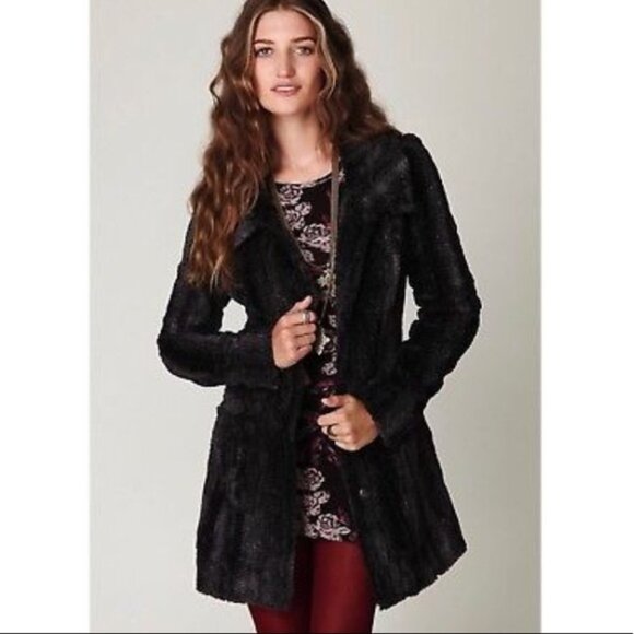 Free People Faux Fur Coat size 2 - Picture 2 of 7